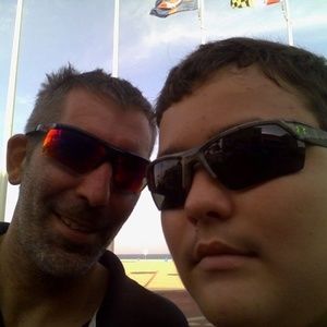 Meet your Posher, Bobby